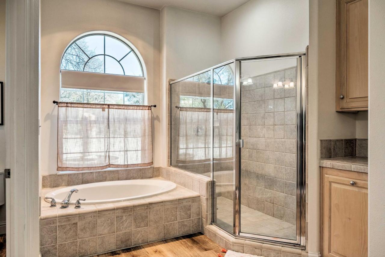 Peaceful Columbia Retreat With Hot Tub And Mtn Views!ヴィラ エクステリア 写真